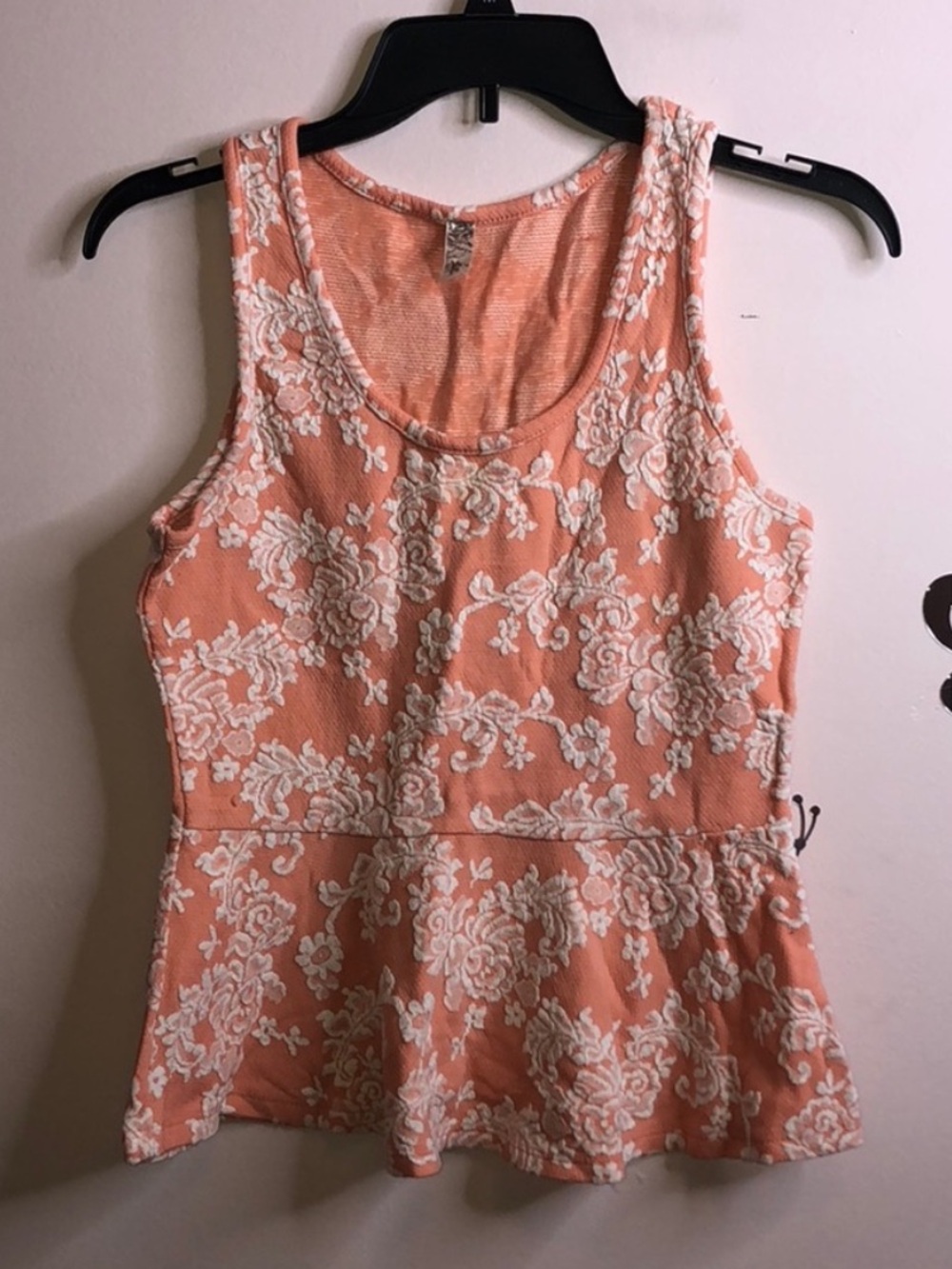 Bella D Peach and White Embroidered Peplum Top